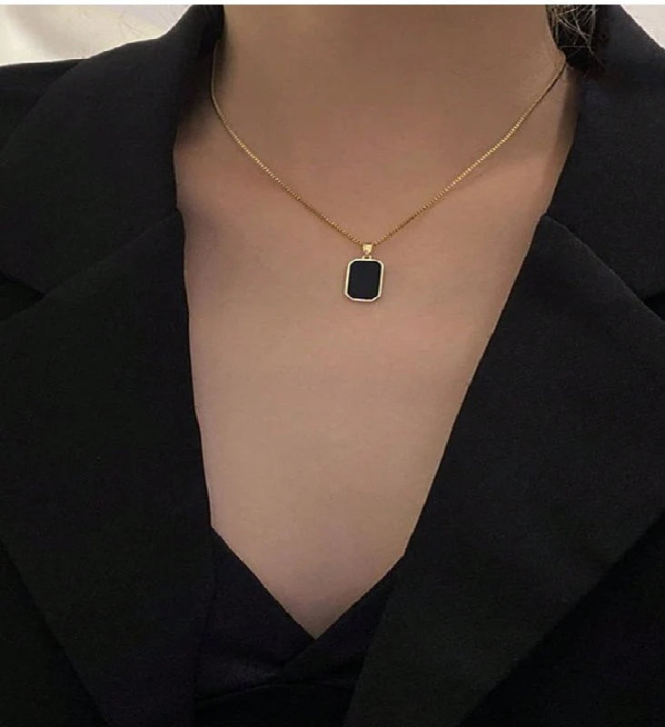 Latest Minimalist Rectangular Necklaces For Women